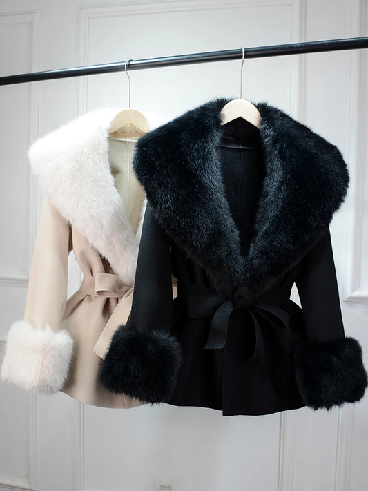 Elegant Cashmere and Wool Jacket with Removable Fur Collar